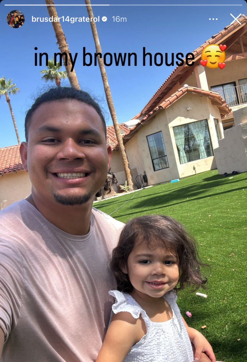 pgisell_'s tweet image. MY GOAT FOREVER