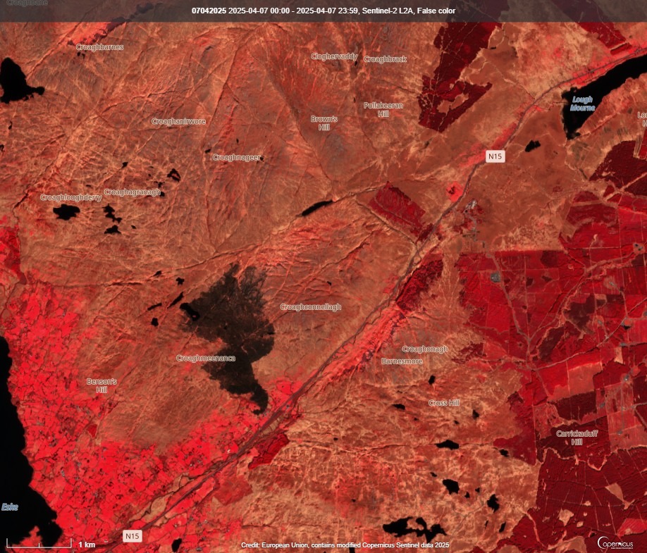 Barnesmore #Donegal wildfire extent as recorded by Sentinel-2 L2A satellite. False Colour image highlight the burnt vegetation. 2nd April &amp; 7th April 2025