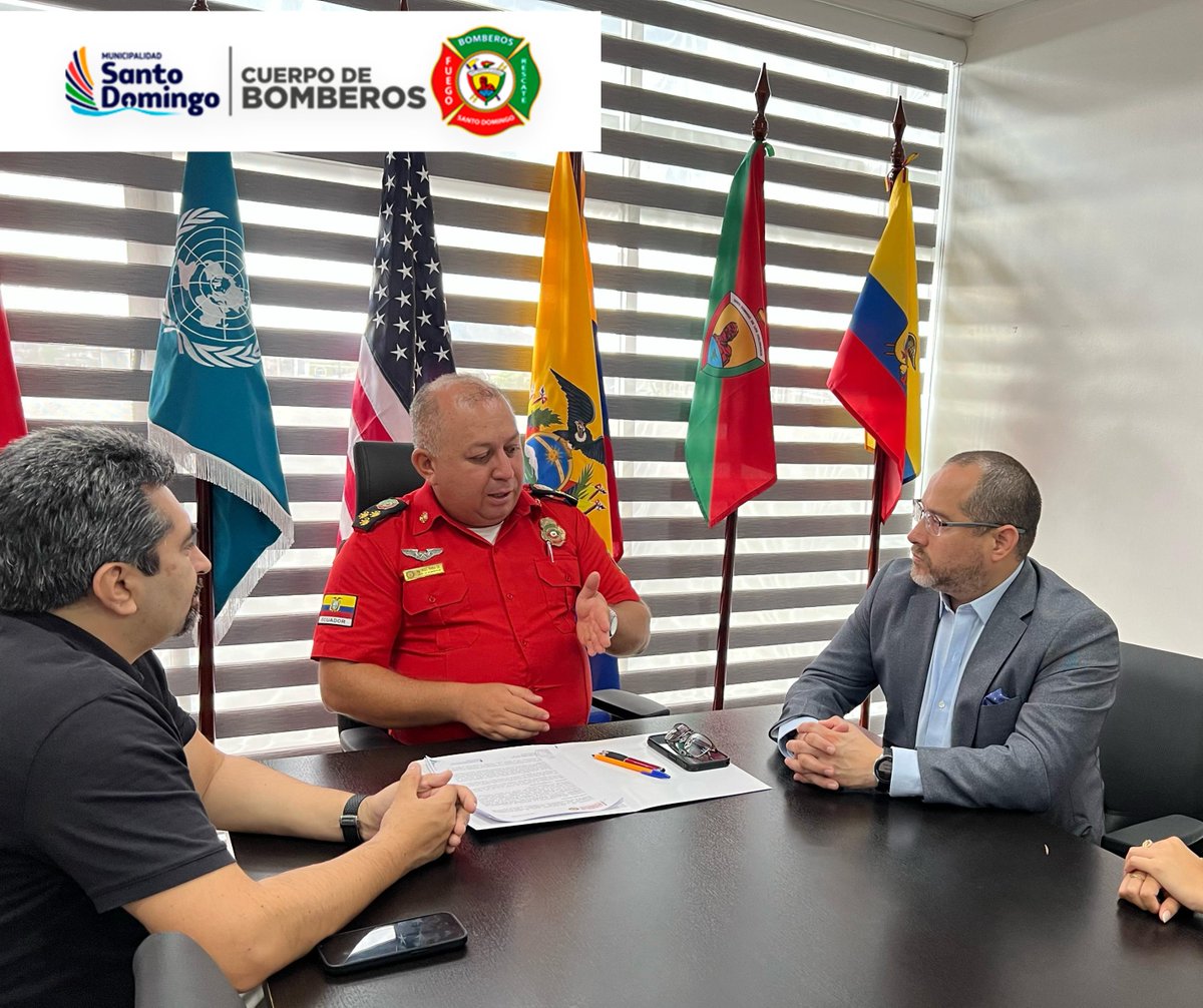 Bomberos Santo Domingo tweet media