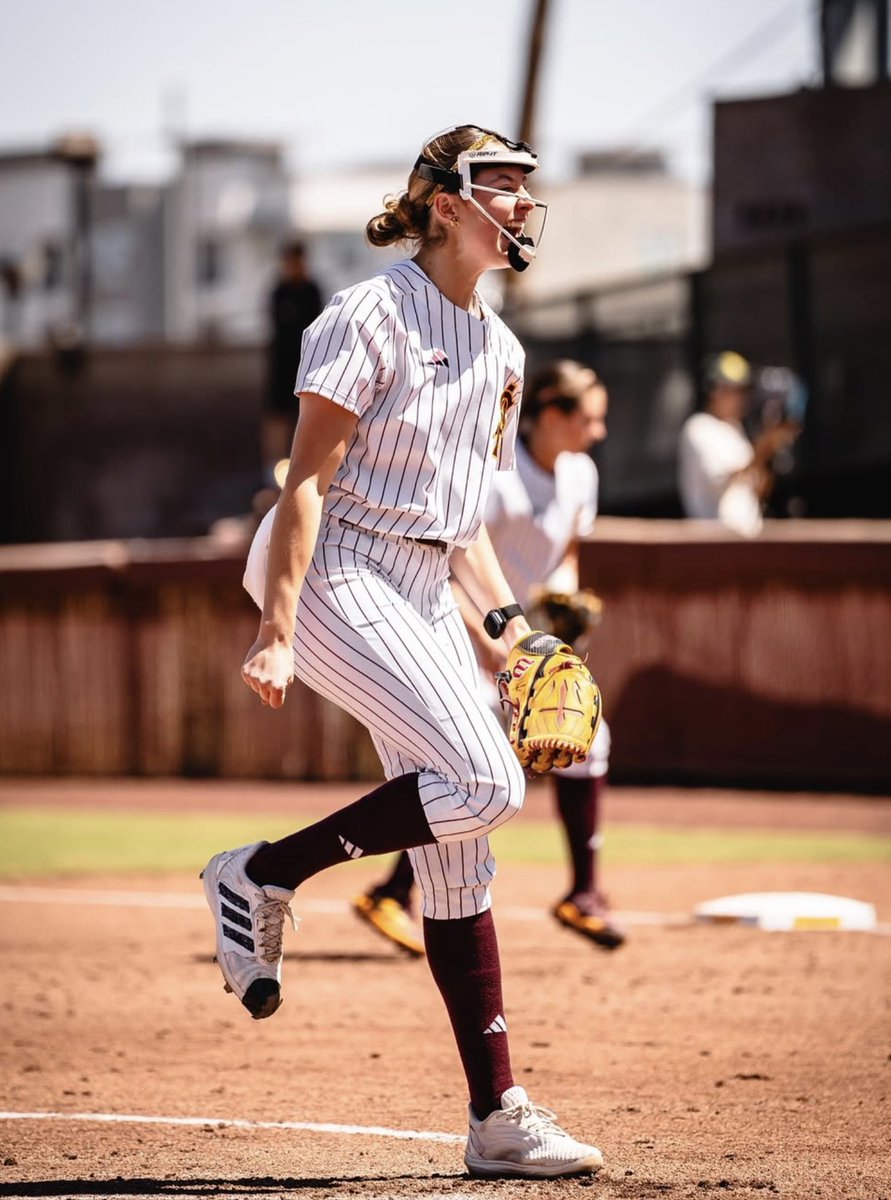 D1Softball (@d1softball) on Twitter photo Arizona State senior Kenzie Brown was the Week 9 strikeout leader, totaling 27 Ks to lead Division I for the week.
📸 <a href="/ASUSoftball/">Sun Devil Softball</a>
Week 9 Stat Roundup👉 d1softball.com/stat-roundup-w… Arizona State senior Kenzie Brown was the Week 9 strikeout leader, totaling 27 Ks to lead Division I for the week.
📸 <a href="/ASUSoftball/">Sun Devil Softball</a>
Week 9 Stat Roundup👉 d1softball.com/stat-roundup-w…