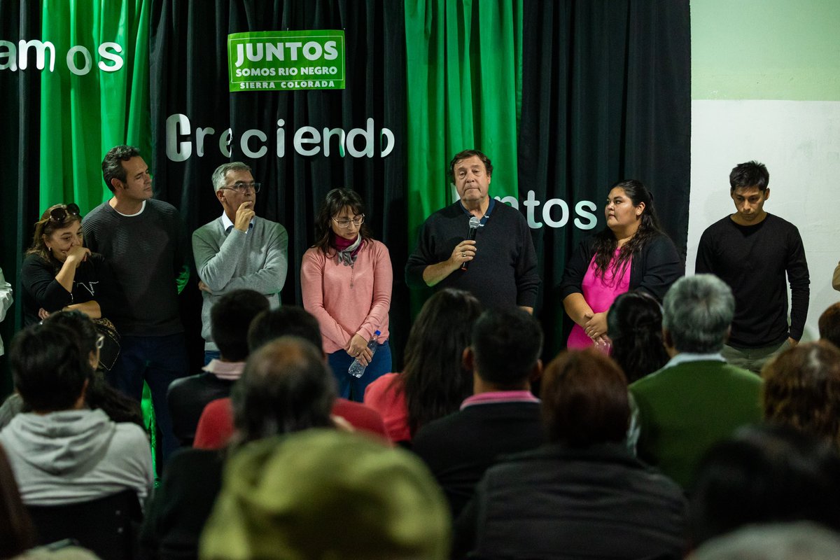 CRECER CON SENTIDO: EL CAMINO DE SIERRA COLORADA

Estuvimos en la localidad junto a la militancia y nuestros candidatos por Juntos Somos Río Negro para el Concejo Deliberante. Margot Miles se presentará como Concejal Titular y Matías López como Concejal Suplente. Ellos son
