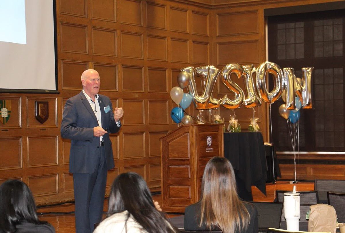 Delighted to speak at the Faculty of Sciences Student Conference (Vision) last weekend in The Great Hall at Western University. Our student leaders are exceptional. Proud moment for the Faculty of Health Sciences and Western University.