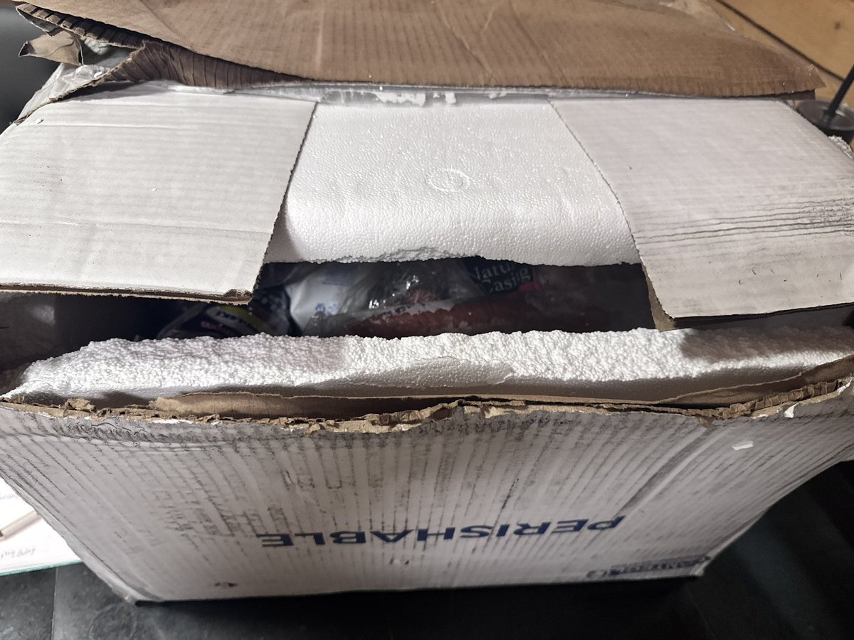 Hey <a href="/FedEx/">FedEx</a> thanks for the damaged box to my perishable items. Not to mention 4 days late.