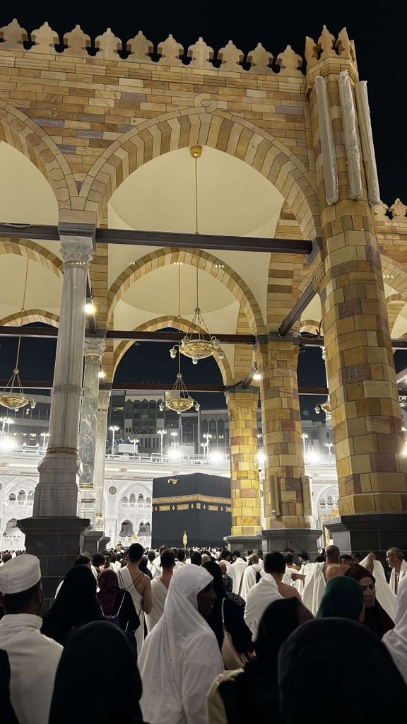 الحمدالله مكة ، عُمره  مَطر ، رمضان ، ليلة وتريِّة🥹🥹