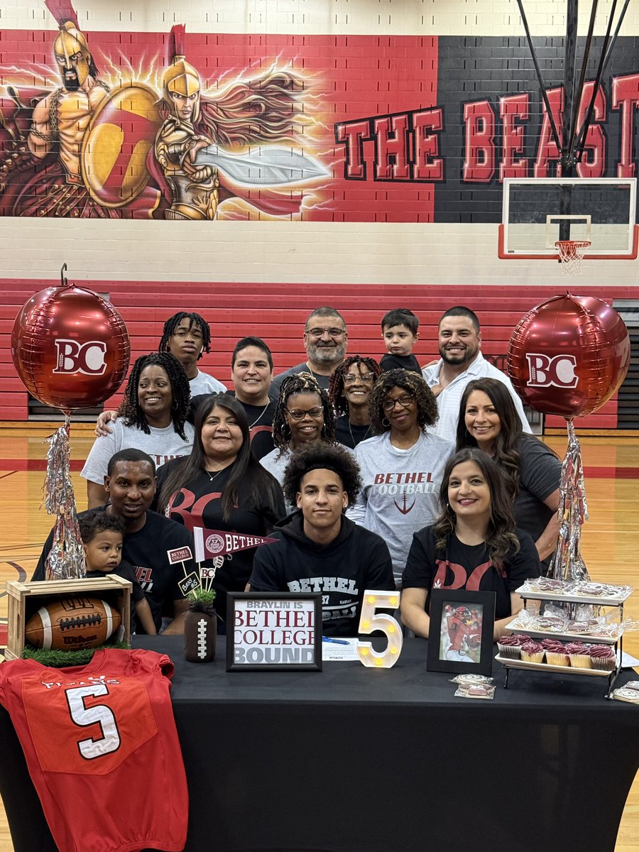 Braylin Vasquez (@braylin2025) on Twitter photo iβm blessed to have this opportunity <a href="/Threshers_FB/">Bethel College FB</a> <a href="/TheTerryCook/">Coach Terry Cook</a> <a href="/vehsfootball/">Titan Football</a> iβm blessed to have this opportunity <a href="/Threshers_FB/">Bethel College FB</a> <a href="/TheTerryCook/">Coach Terry Cook</a> <a href="/vehsfootball/">Titan Football</a>