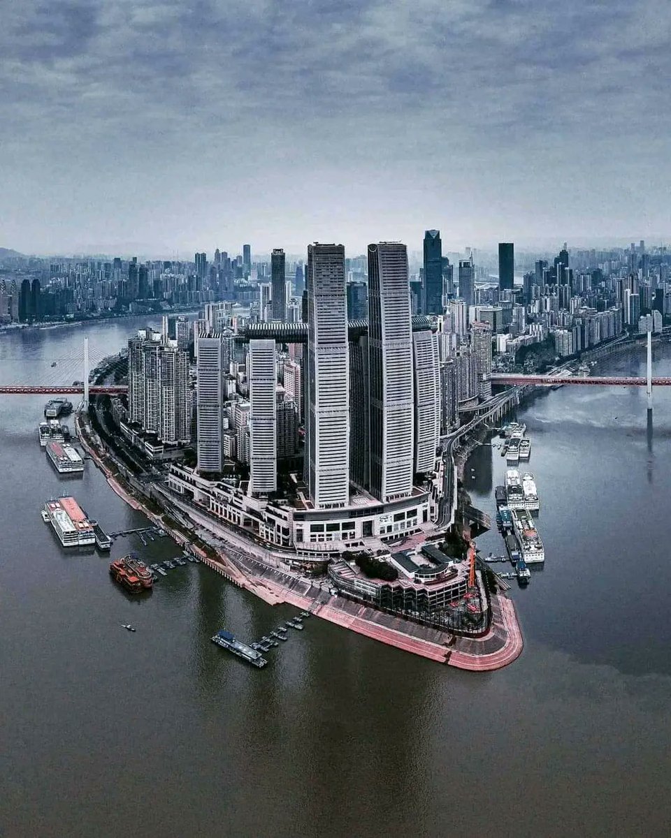 shandiannews's tweet photo. China's #StateCouncil on Wednesday released a document to accelerate the transformation of Shanghai, Beijing, Guangzhou, Tianjin and Chongqing into international consumption centers. https://t.co/GOZbXcq6hG