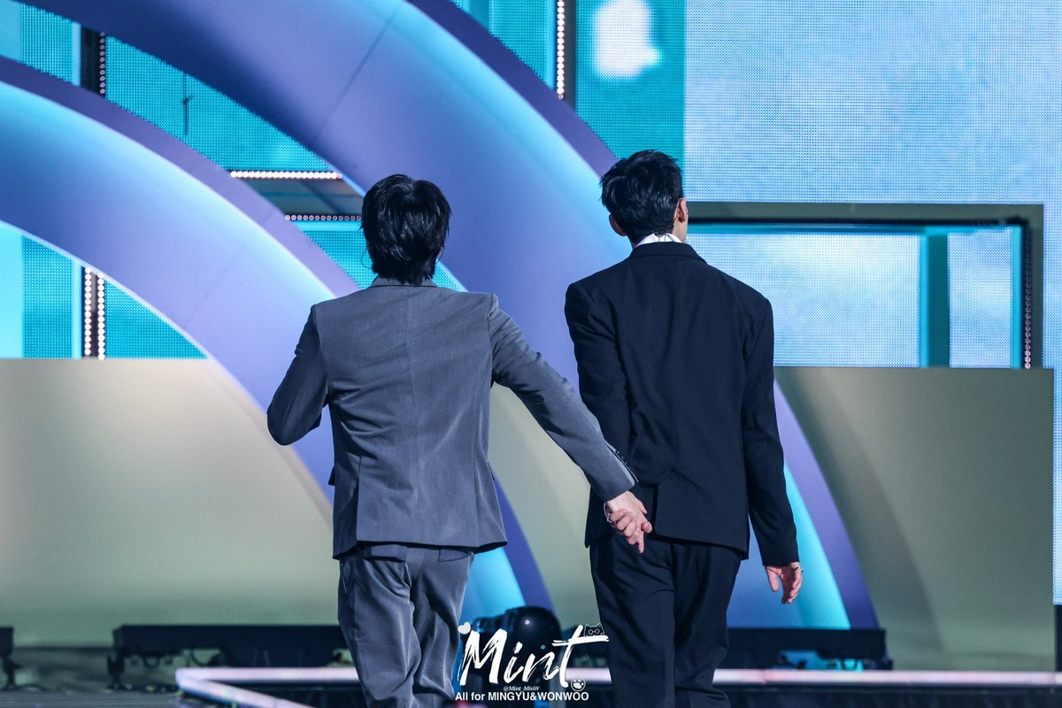 𝑴𝑰𝑵𝑻. tweet media