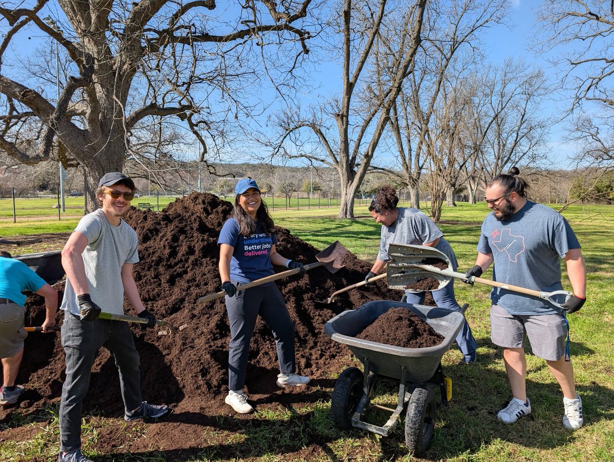 friendsofbspool's tweet image. In early March, INDEED brought a crew of happy warriors helping with the care and feeding of the south side lawn.  THANKS, Y'ALL!!!
With our next cleaning scheduled for April 3, we have openings for volunteers to join us at the Springs.  Please join us!!!!
#friendsofbartonsprings