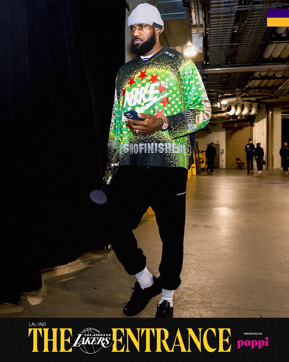 Lakers's tweet photo. Hoops in Indy

@drinkpoppi x #LakeShow https://t.co/mcVivkZf1k