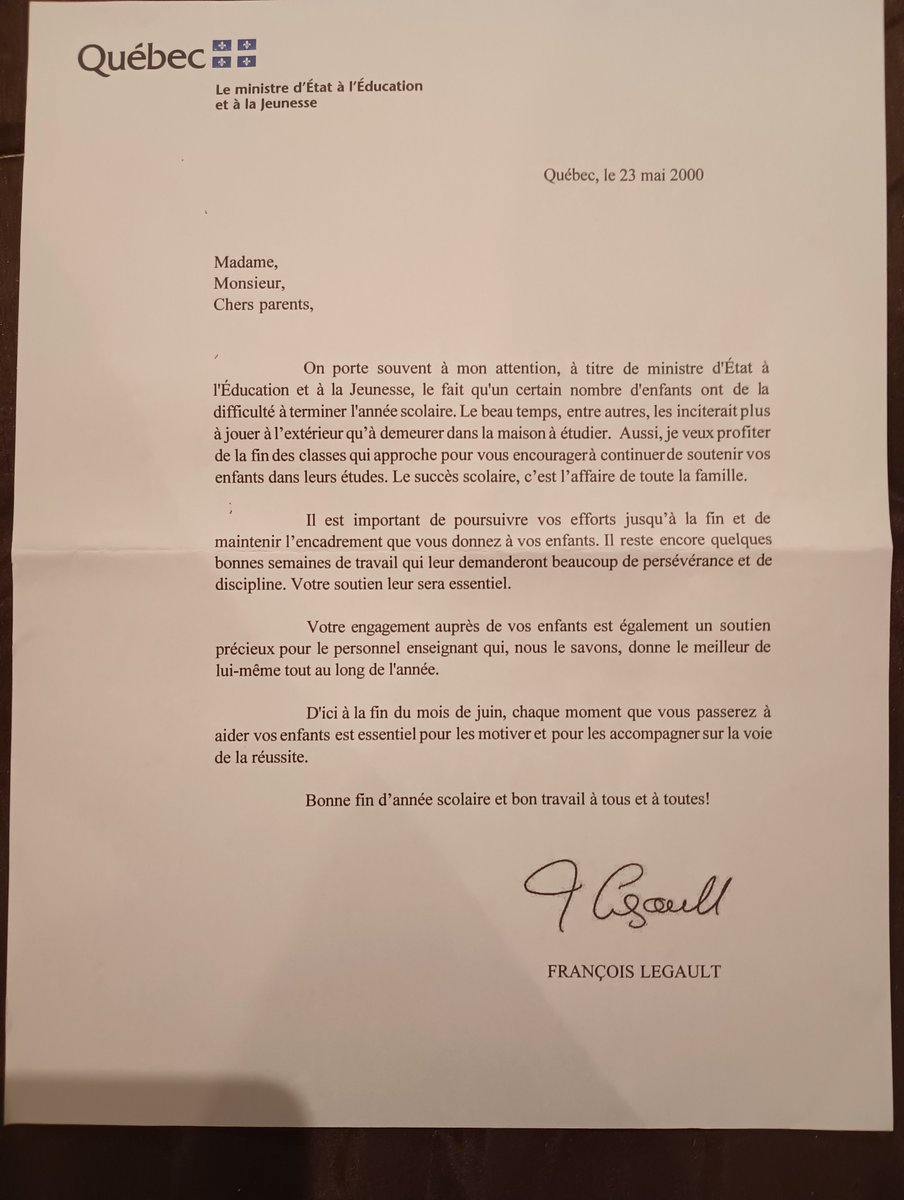 Nasterya's tweet image. Je fais du ménage et je viens de retrouver ça 😄 
@francoislegault  @EducationQC 
 #québec