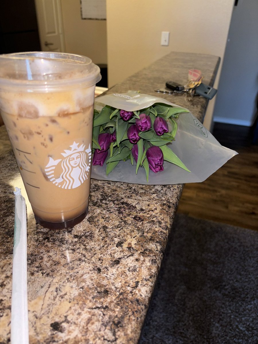 KenzieLessard's tweet image. Grateful for my life &amp;amp; little family 😍🌹 @GAddixAZ