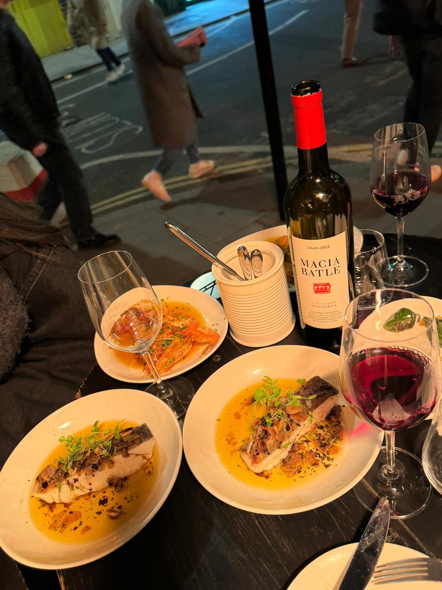 Calories don’t count when it’s this delicious. Wine is like a good friend, always there to cheer you up.