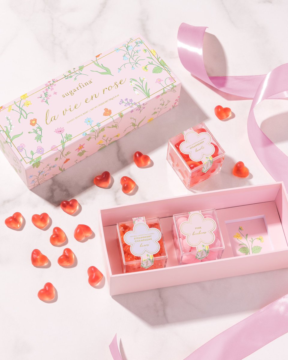 Life in pink! 🌸💗 
Shop our limited-edition La Vie en Rose 3 Piece Candy Bento Box now! 

#sugarfina #lavieenrose