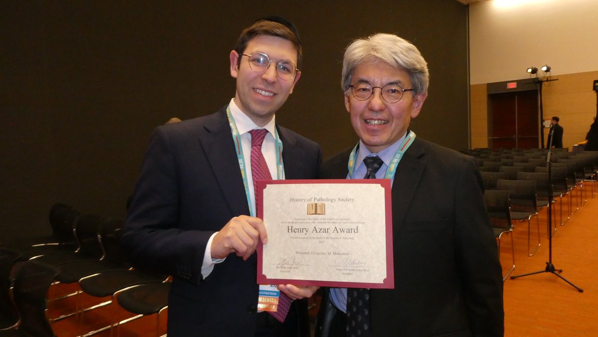 UPMCPath's tweet photo. Congrats to our #CytoPath fellow  @thepathologyguy for receiving the Azar Award for his presentation “History of Papillary Thyroid Carcinoma Nuclei: How Clinical, Pathologic, and Molecular Details Uncovered Two Main Nuclear Morphologies” at the @HistPathSoc meeting #USCAP2025 https://t.co/O633zew04Q