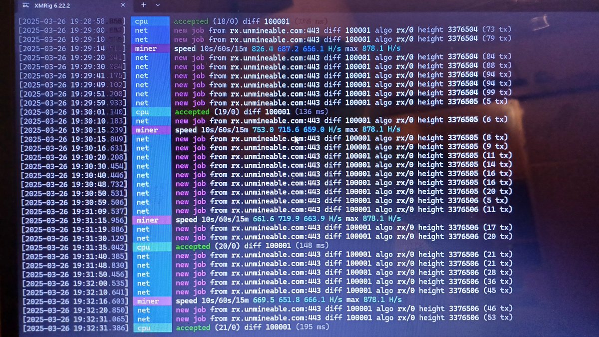 PortalparaleloC's tweet photo. Minerando #Solana para trocar tudo por MERREIS no final do dia.
Stonks!💥🧠👍🏾
Bora?🚀
CA: EobvR5tjUTRymdDybtvhxAHqppCEv31BGmQPnre7pump https://t.co/f3Wcs6LmXE