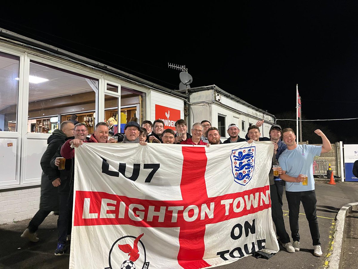 𝐘𝐎𝐔𝐑 𝐒𝐔𝐏𝐏𝐎𝐑𝐓 ❤️

WOW. What a football club, your support this  was absolutely sensational this evening 👏

Safe journey home Town Fans 👋

#YourTownYourTeam