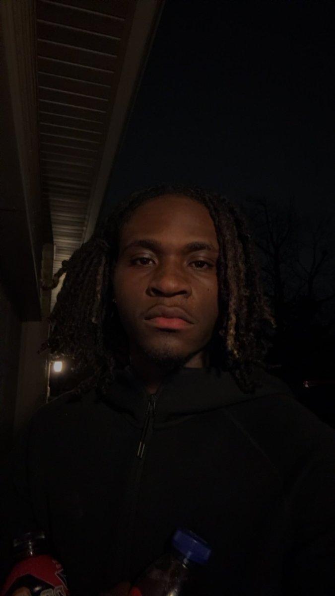 Where is dsxvvv tweet media