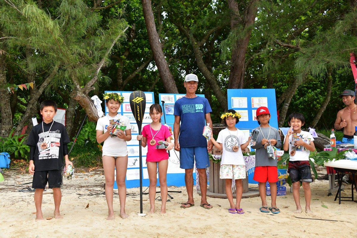 waterplayerz's tweet photo. 2025／4／20石垣島SUPグランプリエントリー受付中。大人から子供まで、ビギナーでも楽しめる市民運都会のようなイベントです。美しい底地ビーチで漕ぎニケーションしましょう！詳しくはコチラから　https://t.co/kwRmkRlCYT https://t.co/dU0s2vg7iz