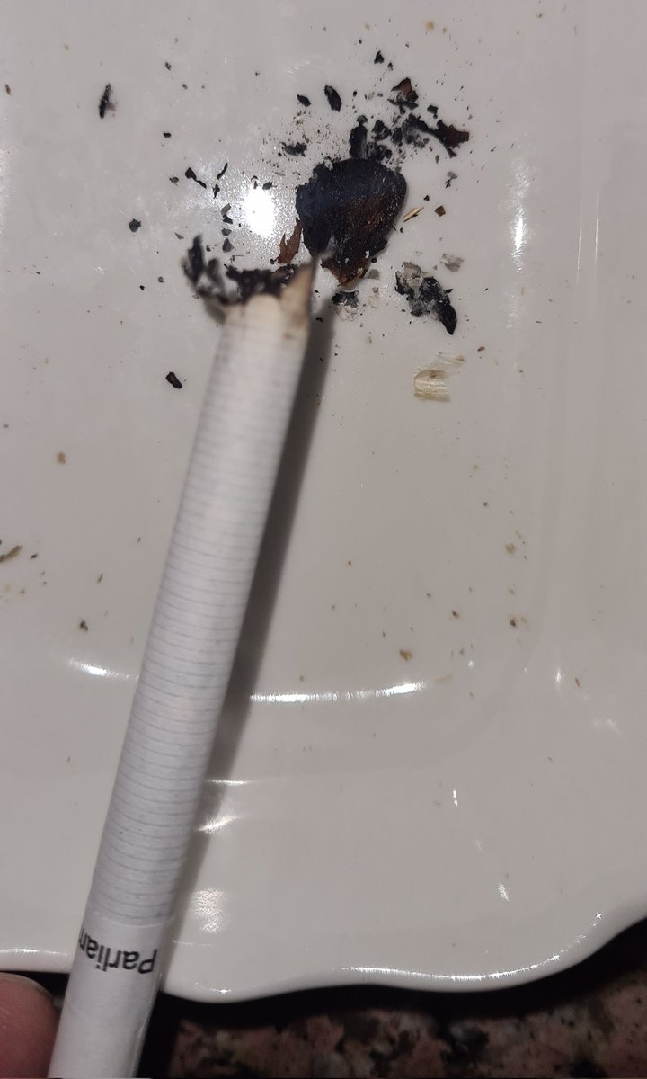 illmntd's tweet photo. Çok afedersiniz işinize karışmak gibi olmasın da bu nedir be amına koduğumun çocukları? #philipmorristurkiye #pmtm #pmps @InsidePMI https://t.co/gEJclzeItj