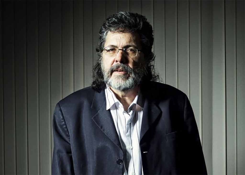 horizontemulti's tweet photo. #EXCLUSIVO Abel Prieto, Presidente de la Casa de las Américas, para Horizonte Multipolar:
«El ejemplo de #Cuba es resistir, mantenerse unida y transmitir el ejemplo de la solidaridad»
#PatriaEnRed #NuestraAmérica
https://t.co/xi6iOFmfh5 https://t.co/mbRvTmKko1
