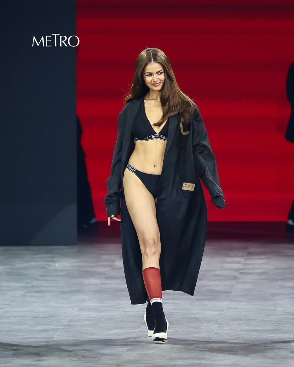 gleeseaning's tweet image. [PH] #BENCHBodyOfWork wowed the crowd at MOA Arena! 

Janine Gutierrez, Andres Muhlach, Seth Fedelin, and Fyang Smith were among the Filipino stars who lit up the stage with their stunning runway looks!

#janinegutierrez #aagupy #imsethfedelin #FyangSmith #Philippines