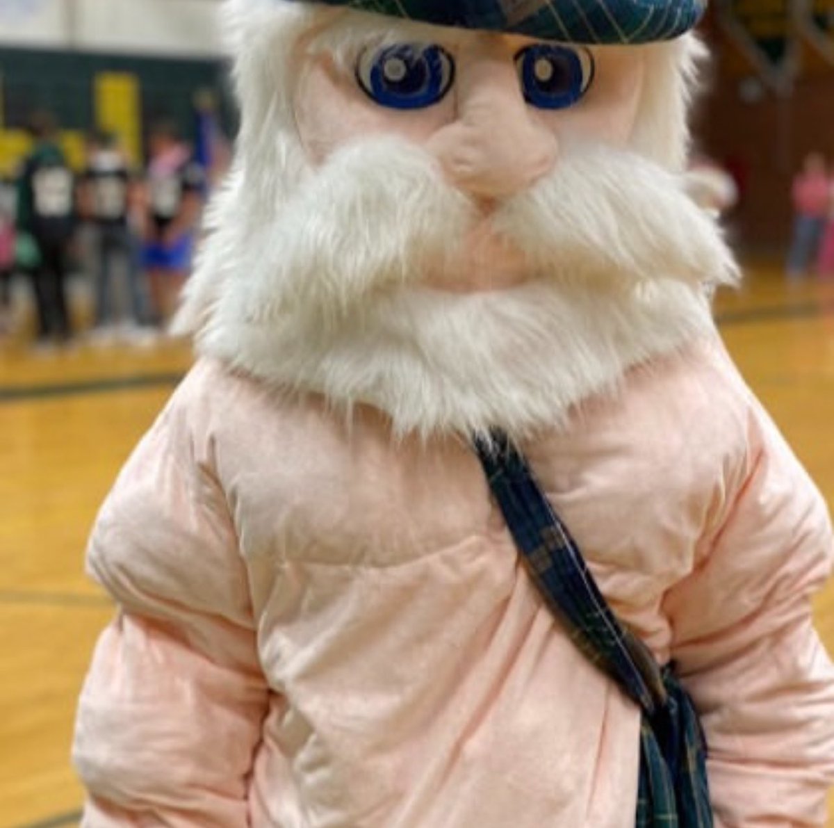 Help us name the new study rooms in our Student Hub! From Tahoe peaks to Bigfoot &amp; Tahoe Tessie, vote for your favorite theme ￼￼￼￼Vote here: forms.office.com/r/7aeXW6KkT6ht……#InclineHigh #NameThatRoom #TahoeVibes#StudentVoice