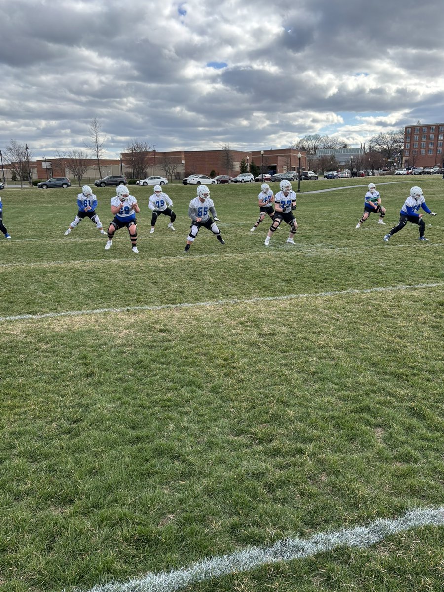 FandMFootball's tweet photo. Spring Practice #5 ✅ #GoDips https://t.co/EVhBCPuhX7
