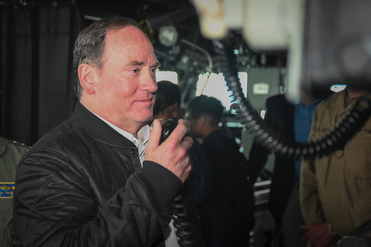 Secretary of the Navy John C. Phelan (@secnav) on Twitter photo It was a privilege making my first trip at sea aboard USS Gravely, the first warship to patrol the Gulf of America. The American people can rest easier knowing this incredible, combat-tested crew has the watch.
@SECDEF, <a href="/DHS/">DHS</a>, <a href="/CBP/">CBP</a>, @USNAVY, <a href="/USCG/">U.S. Coast Guard</a>, <a href="/USMC/">U.S. Marines</a> It was a privilege making my first trip at sea aboard USS Gravely, the first warship to patrol the Gulf of America. The American people can rest easier knowing this incredible, combat-tested crew has the watch.
@SECDEF, <a href="/DHS/">DHS</a>, <a href="/CBP/">CBP</a>, @USNAVY, <a href="/USCG/">U.S. Coast Guard</a>, <a href="/USMC/">U.S. Marines</a>