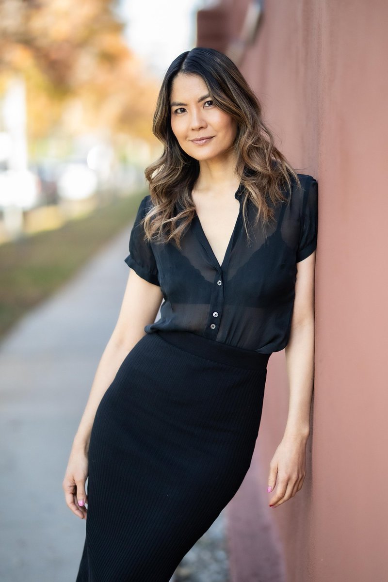 린 첸 (Lynn Chen) 퀴어 영화 '세이빙 페이스'의 비비안 역의 린첸이 드웨인 퍼킨스, 비비카 A. 폭스와 함께 로맨틱 코미디 'Love Bait'에 출연한다. 영화는...