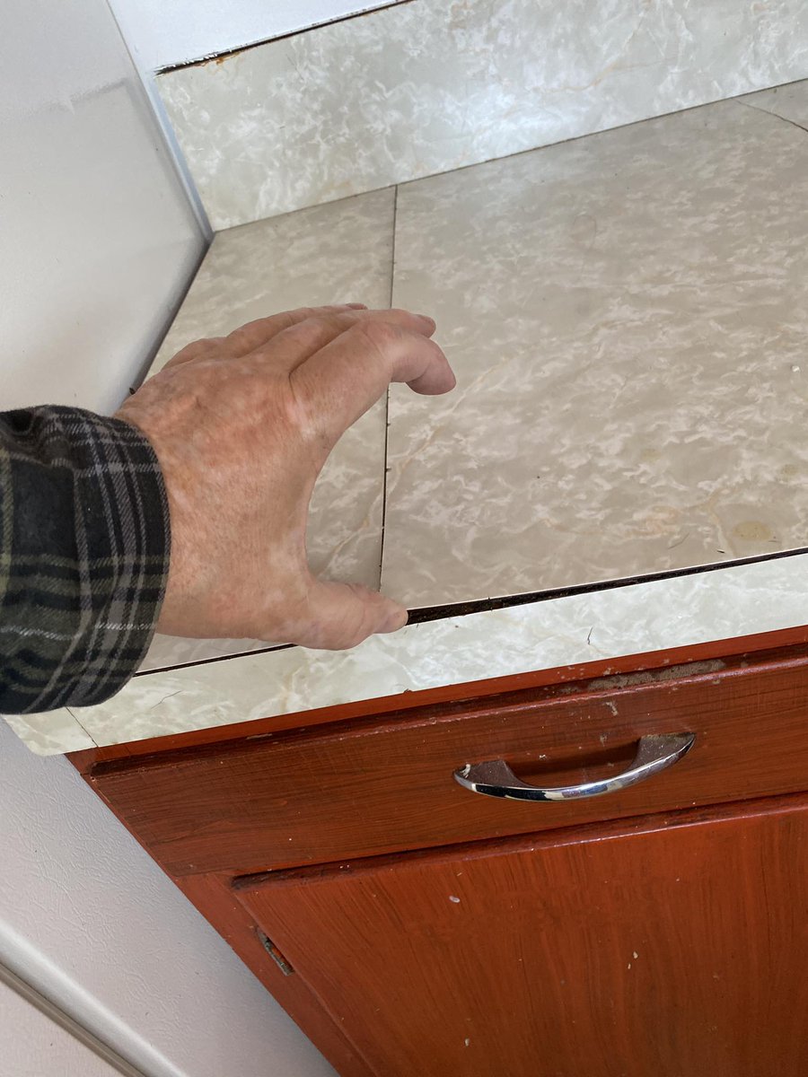 Book an Inspection🏠
✅ We are experts in #asbestos and black #mould detection and removal.
✅ We provide professional home #inspections
✅ We specialize in structural #foundations and wood #basements. 1-306-861-5204
lawrenceconst.ca/inspections/
#weyburn #Regina #estevan #saskatchewan
