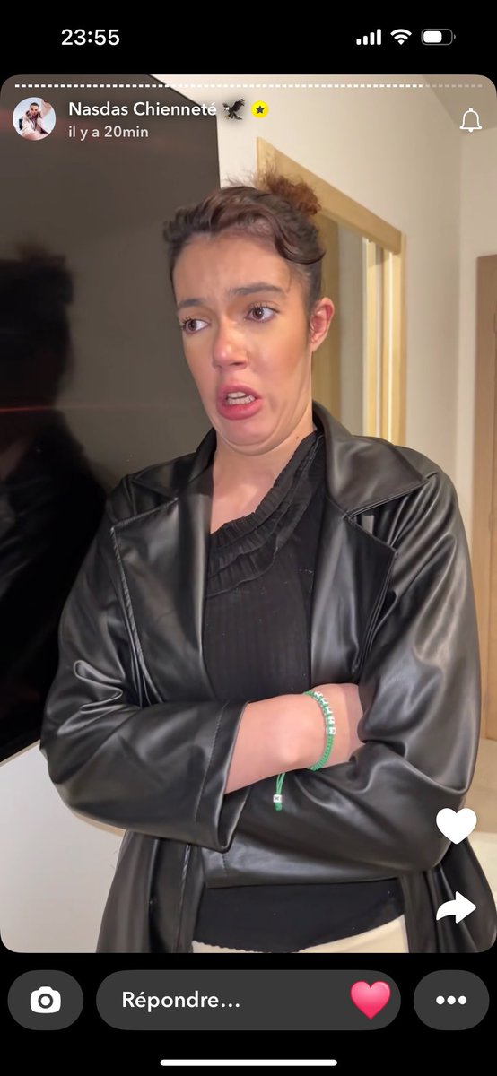 Donc cette tête de bite elle a fait quitter Mira de la team nasdas et elle elle reste . Ntgrm nasdas #nasdas