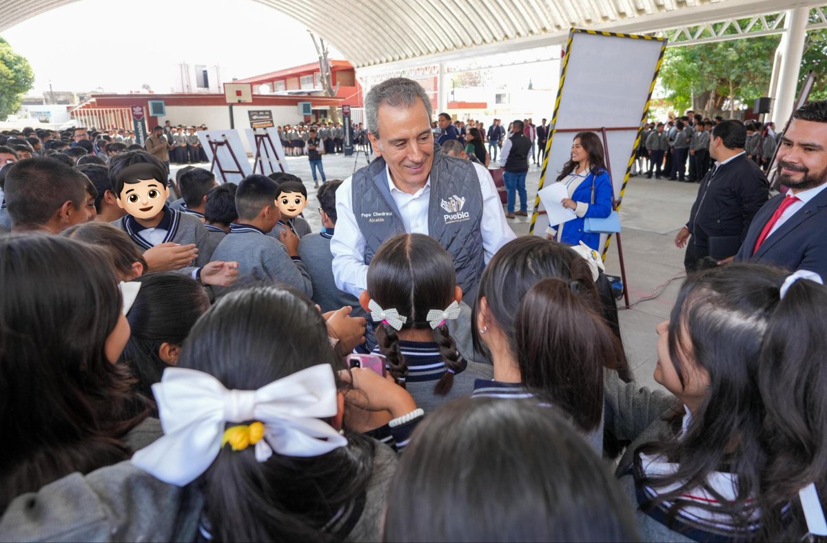 EstiloUPuebla's tweet image. 🏫🏗️ Entrega @pepechedrauimx #techado escolar en la Secundaria General No. 13 Ignacio #ManuelAltamirano 👇
contrastesdepuebla.mx/entrega-pepe-c…