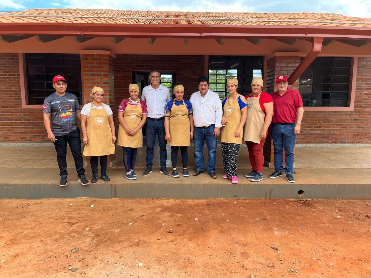 Gabinete Social (@gabsocialpy) on Twitter photo Se realizó un recorrido por varias escuelas del distrito de Tembiapora que reciben el apoyo del Programa Hambre Cero con la participación del Director Ejecutivo de la UTGS, Héctor Cardenas Se realizó un recorrido por varias escuelas del distrito de Tembiapora que reciben el apoyo del Programa Hambre Cero con la participación del Director Ejecutivo de la UTGS, Héctor Cardenas