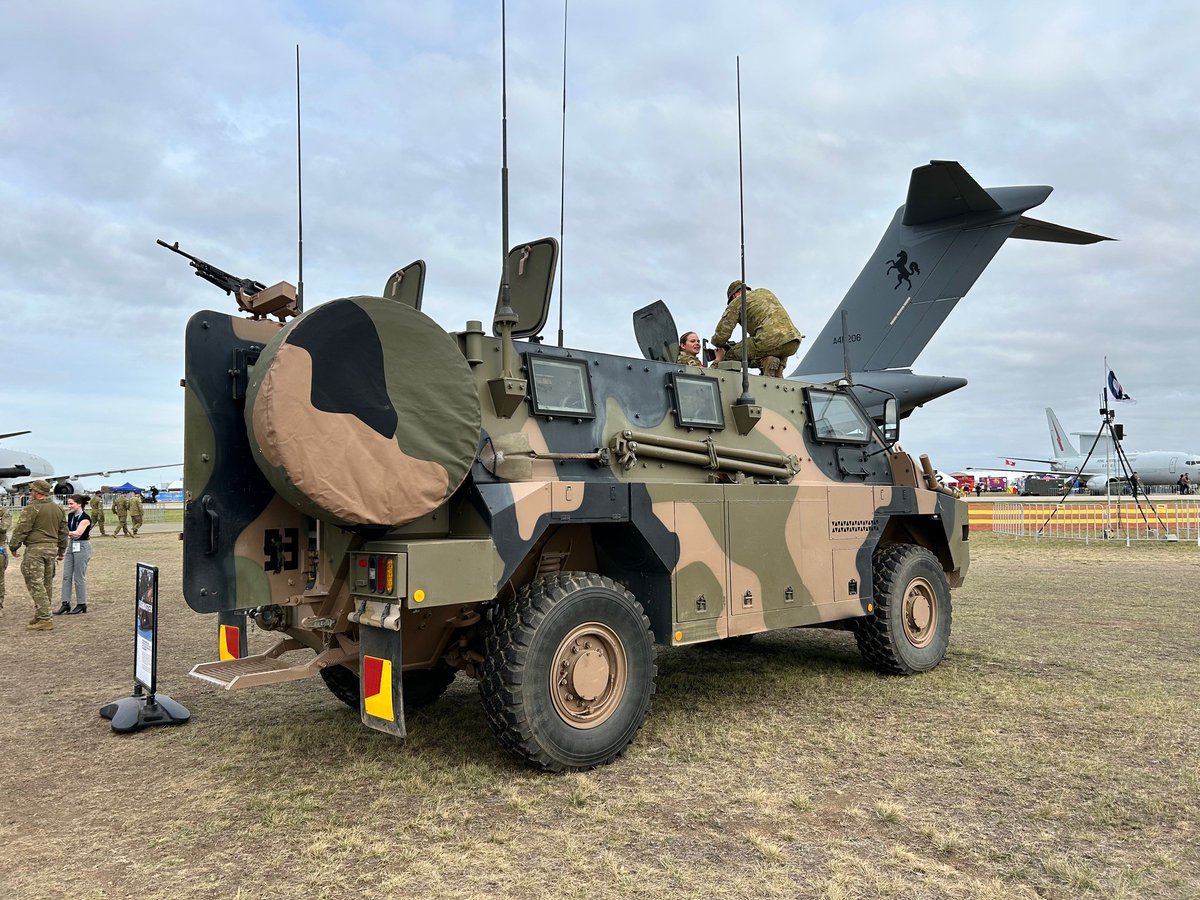 newtouchlaser's tweet photo. From factory floors to fighter jets—exploring how Australian manufacturing supports the future of defence. A great day out at the air show, with plenty to see (and hear)! #airshow #defence #aussiemade https://t.co/Zhe3TGWube