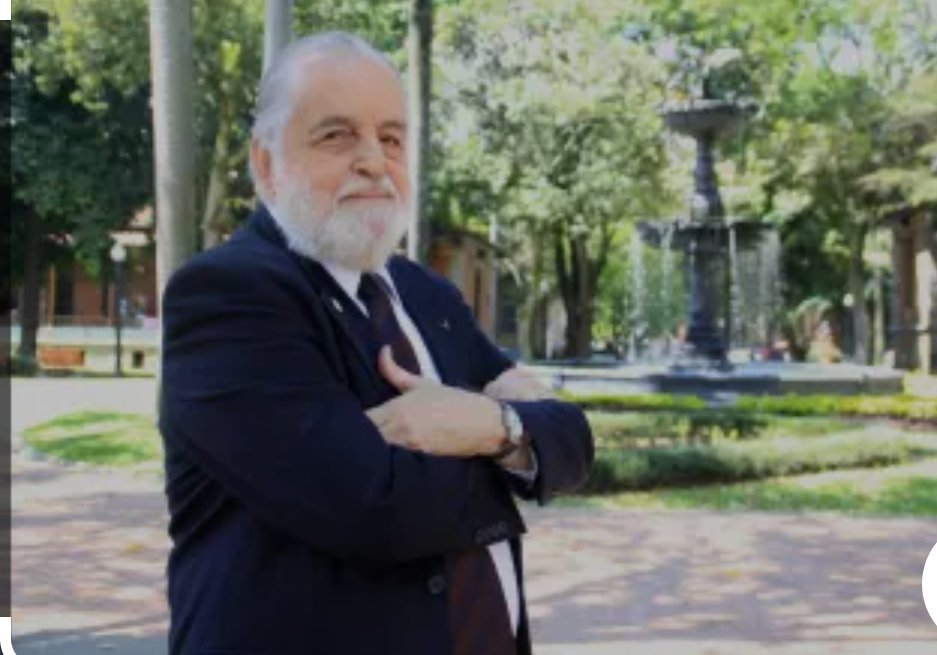 Hoy despedimos a un gran amigo, doctor y servidor. Recordando una de sus frases: “Hay que creer en lo que hacemos: las grandes obras no son individuales sino colectivas” Gracias Dr. Ricardo Restrepo por sus aportes a la sociedad. Te vamos a extrañar.