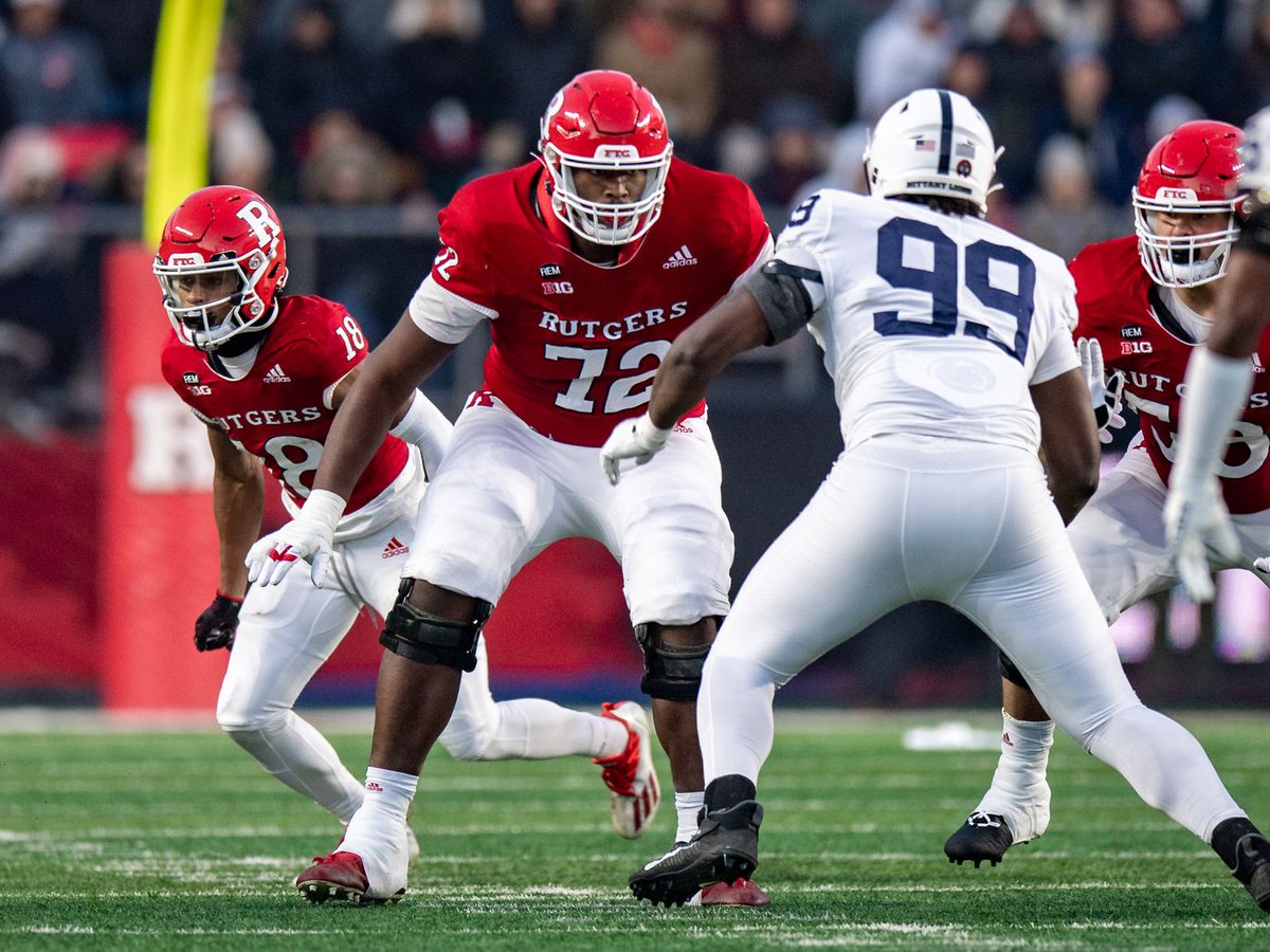 liljamearl's tweet image. After great conversations with @CoachFerrell55, and @GregSchiano i am blessed to receive an offer from @RFootball! Thank you to all the staff for blessing me with this opportunity ! @PaarJoel @brian_calhoun2 @AllenTrieu @MJ_NFLDraft @PrepRedzoneWI @McNamaraRivals @ocqbclub
#FTC