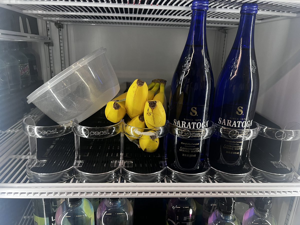 Esports_GCU's tweet photo. Guess what’s on the menu tonight…

#gcuesports #astonhall https://t.co/X3ke1disJk