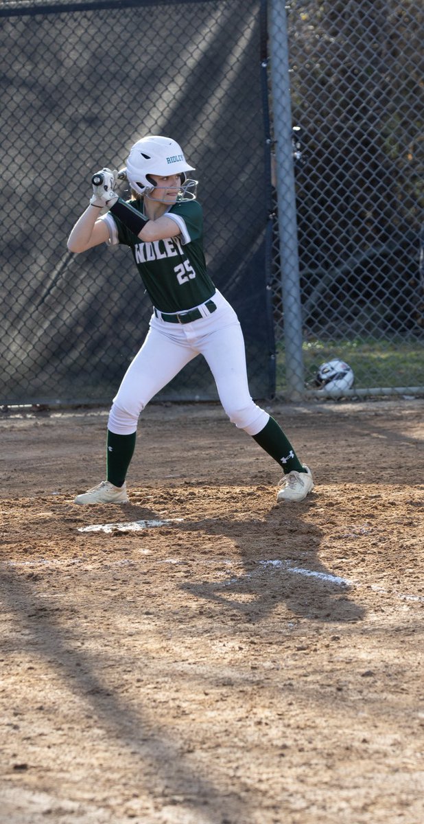 Ridley win today over Lower Merion 15-0 ‼️ 
WP Lilly Walsh let up just 1 hit and had 6 Ks 👏🏼
Carly McCarron 3-4 with a 3-run bomb, 4 RBIs, and 3 runs scored 💣
Maddie Minkin 2-3 with a 2-run HR and 2 runs scored💪🏼
Rachael Ruzowicz 3-run HR 👊🏻

Back at it tomorrow 
O'Hara 3:30💚