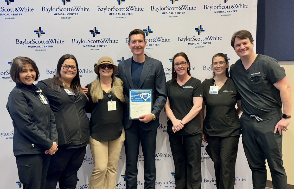 joelwellsmd's tweet photo. What a sincere privilege it is to be able to take care of patients at Baylor Scott & White McKinney. I want to say I feel very blessed to walk into the clinic and hospital everyday to work with an outstanding team! #baylorscottandwhite #teamhip https://t.co/fdXJBBoAU2