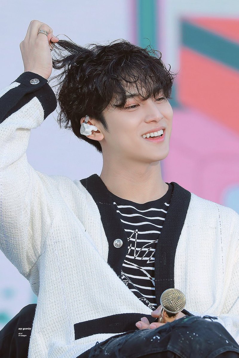 220327 캐럿랜드 

#민규 #MINGYU #세븐틴 #SEVENTEEN #ミンギュ #珉奎 #金珉奎