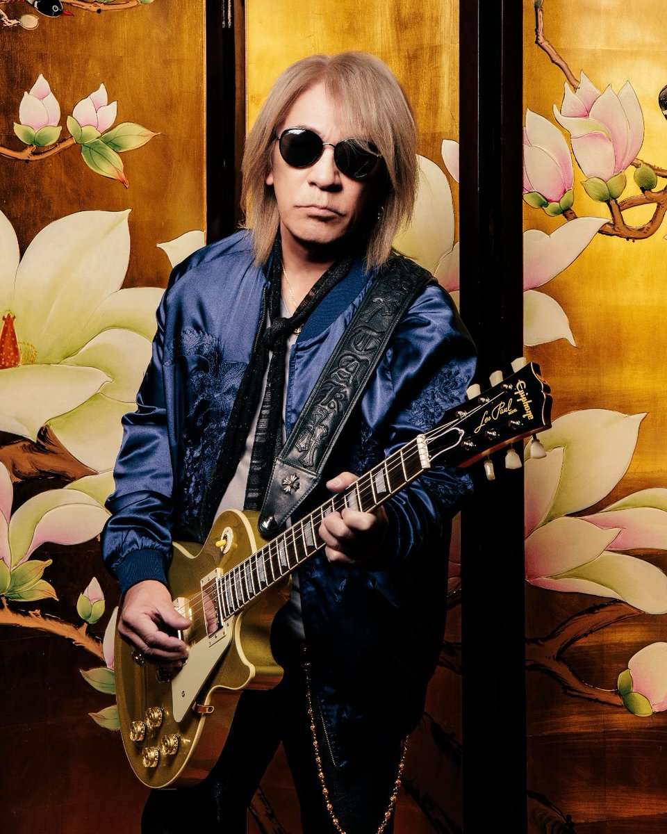 GibsonJapan's tweet photo. 🎉 Happy Birthday, Tak!!🎶
グラミー受賞ギタリスト、作曲家、プロデューサー、そしてGibsonのシグネチャー・アーティストでもある松本孝弘さんのお誕生日をお祝いしましょう！今日はB’zの名曲を爆音で鳴らして祝福を送りませんか？🔥 

@Bz_Official

#Bz #TAK #松本孝弘 #Gibson #ギブソン https://t.co/5mzp1gk8T2