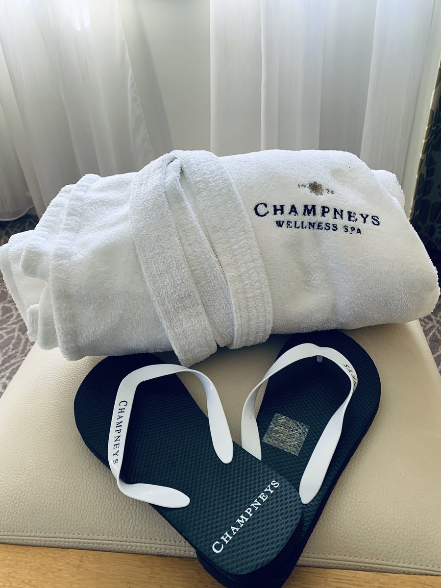 Had an amazing 3 days with my aunt. 2 days at Champneys Springs in Leicestershire, followed by Starlight Express the west end musical, at Wembley Park. Home tomorrow to celebrate the daughter’s 30th Birthday! 🥰