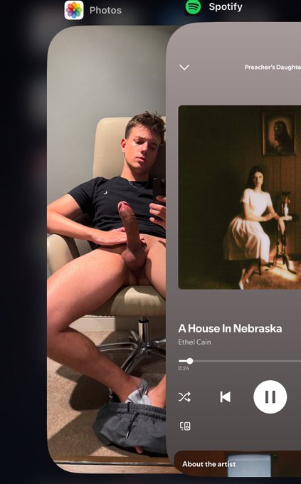 Watch Connor Peters's leaked NSFW photo on TwXstars