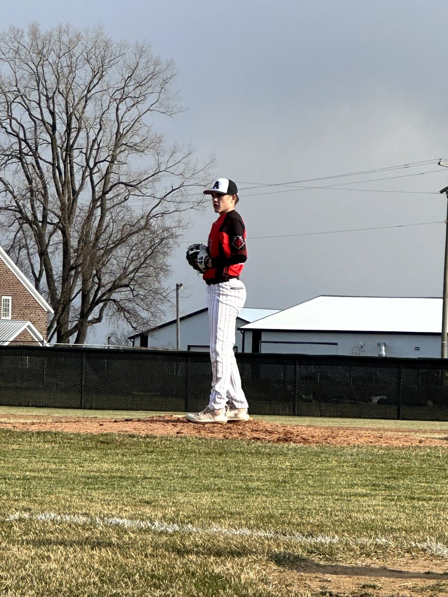 Varsity Scrimmage at USV 

Solid game for Z 
Pitched 3 innings 
38 pitches ... 28 strikes 
6 k's
0 walks
1 hit 

Batting 
2 walks
1 single
<a href="/ZanderCollins28/">Zander Collins</a> 
<a href="/BuckeyeElite28/">BuckeyeElite2028</a> 
#reddevils