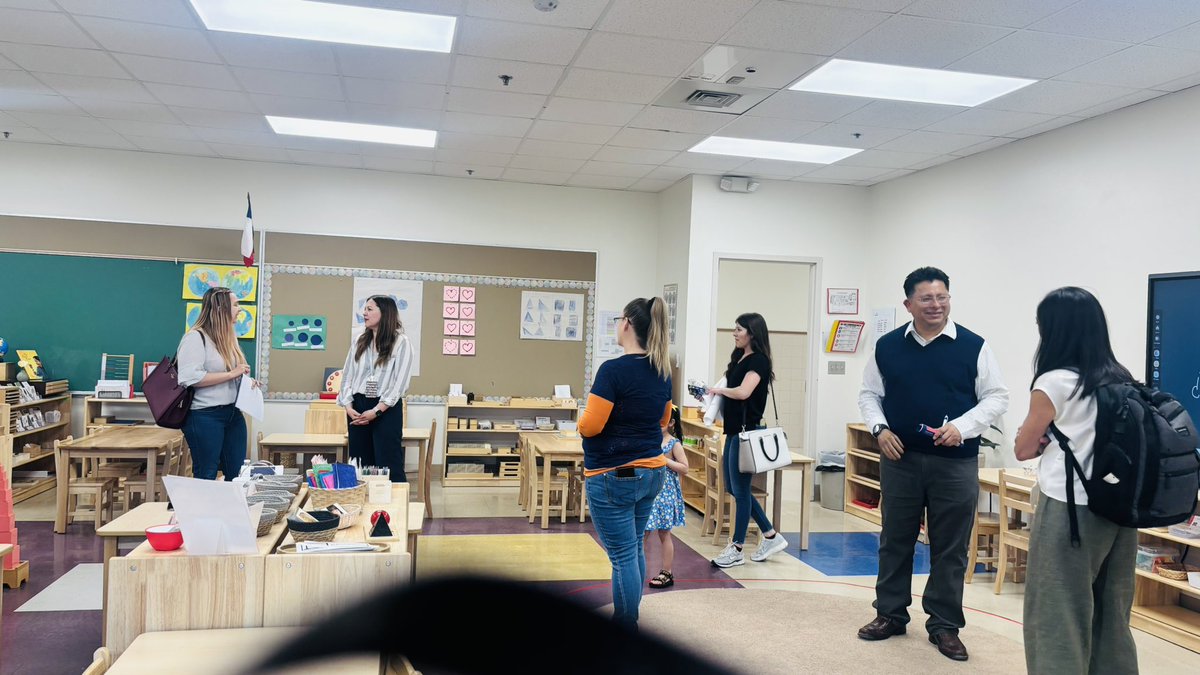 Elizabeth Marquez (@emarquez_ecl) on Twitter photo What a great way to learn about the Montessori Philosophy! Parents attending the information session at Moreno Montessori is a great sight to see!! <a href="/VReyes_CI/">Veronica E. Reyes</a> <a href="/EPISDEarlyLearn/">Early Learning</a> #ItStartsWithUs What a great way to learn about the Montessori Philosophy! Parents attending the information session at Moreno Montessori is a great sight to see!! <a href="/VReyes_CI/">Veronica E. Reyes</a> <a href="/EPISDEarlyLearn/">Early Learning</a> #ItStartsWithUs