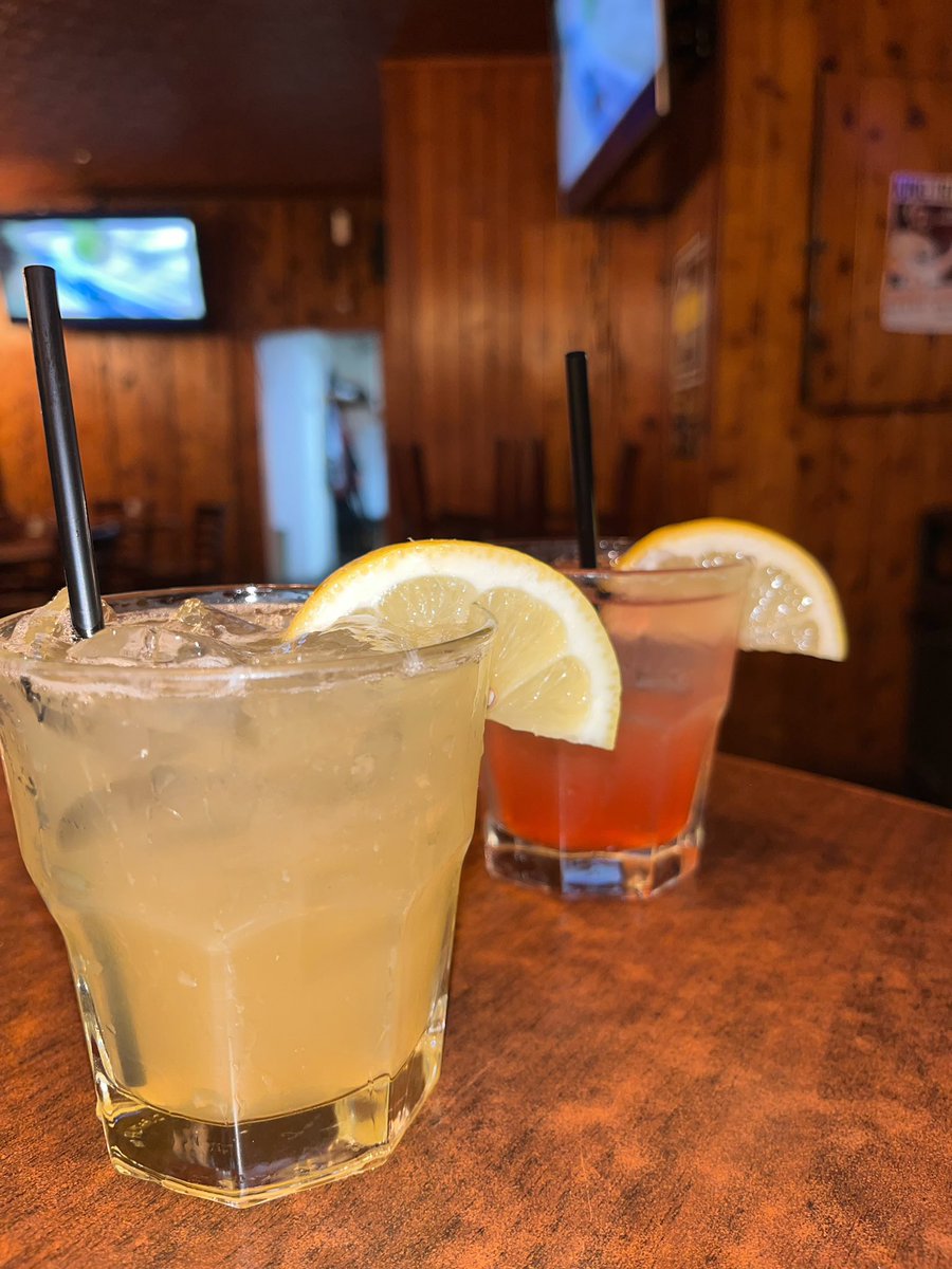 In the mood for a drink or 3 👀🤭 Join us for Karaoke Wednesday at  #MelodyBarandGrill 🎤🎶

instagram.com/melodylax?igsh…