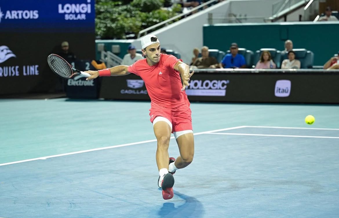 Completamente orgullosos de vos <a href="/FranCerundolo/">Francisco Cerúndolo</a> 🇦🇷

Siempre para adelante, siempre! 

Sos nuestro futuro TOP 10.