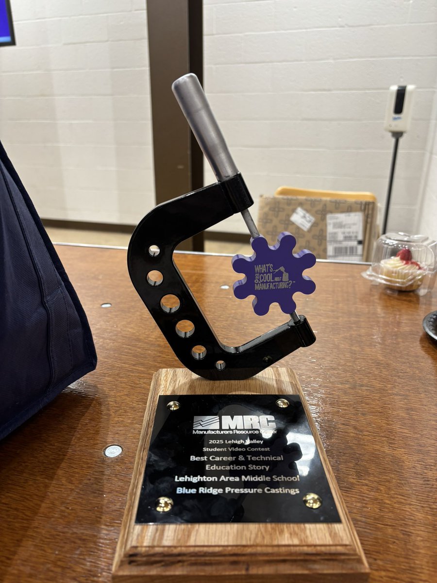 LAMSLehighton's tweet photo. WE DID IT AGAIN!! 

The "Best Career &amp; Technical Education Story" award was presented to LAMS at this evening's ‘What's So Cool About Manufacturing' award ceremony. We are so proud of our students and their advisor, Mrs. Conway.  (Two years in a row is quite an accomplishment.) https://t.co/JbwaxT79NI