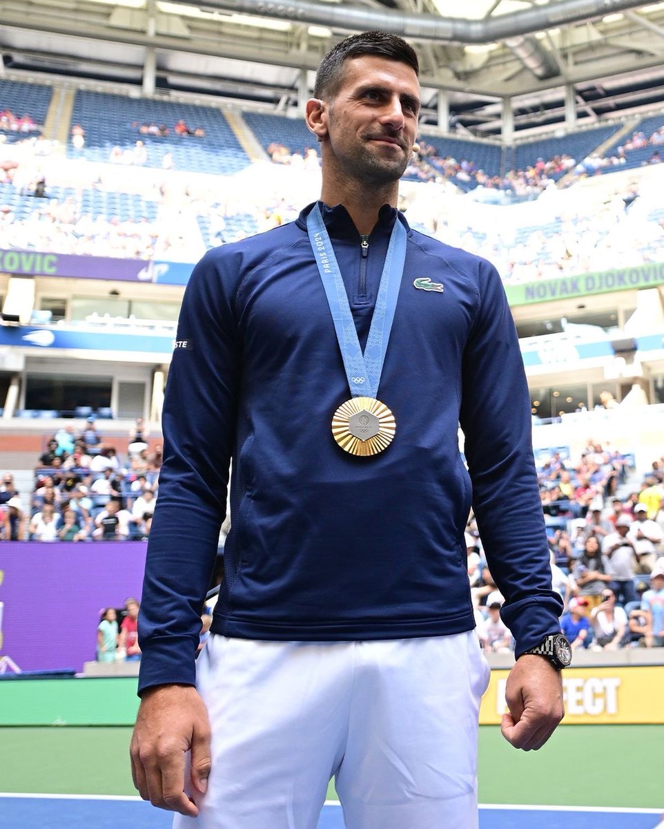 GWfreepicks's tweet photo. APUESTA FUERTE 

MIAMI OPEN 🎾🏝️

Vamos con el último partido de la jornada donde nos vamos a quedar con el GOAT 🐐 que ayer jugó un tenis increíble mientras que a Korda se le vio bastante irregular

🇷🇸Djokovic vs Korda🇺🇸

-Novak Djokovic 2-0 🐐🇷🇸 (-150) https://t.co/yBbgWXz9b2
