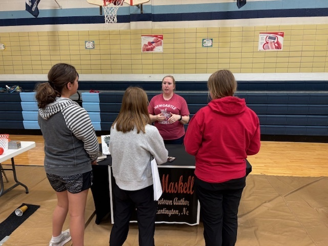 LCCMiddleSchool's tweet photo. Our 7th and 8th graders enjoyed a fun and educational afternoon learning more about careers at our Middle School Career Fair. A big thank you to all those who were able to come and talk with our students and share about their individual careers. https://t.co/hXozfNWOqp
